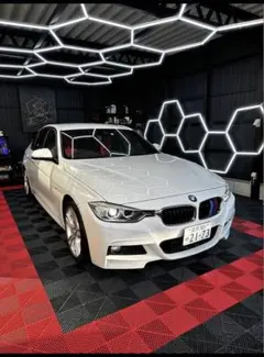 BMW 320D Msport Red interiorのサムネイル