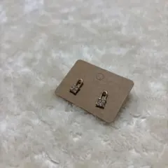 ゴールドクリスタルスクエアピアス