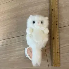 ペルシャネコ　白　ぬいぐるみ　キーホルダーのサムネイル