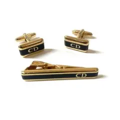 クリスチャンディオール 3点セット タイピン カフス ロゴ入り ゴールドカラー⭐︎