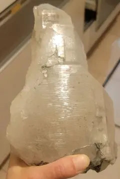 希少！ヒマラヤマ鉱山！メガポイント！2キロ超え！！高品質虹ルチル