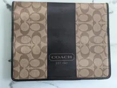 COACH iPadケース 約15インチ