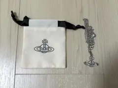 【美品】Vivienne Westwood オーブモチーフ　ネックレスのサムネイル