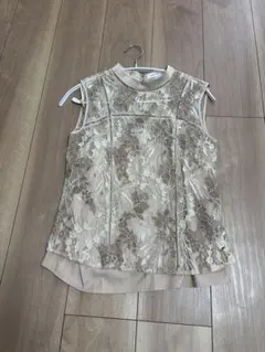 フレイアイディー　ノースリーブのサムネイル