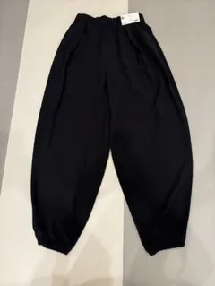 新品未使用　GU ドレープバルーンパンツ　ブラック　S