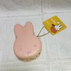 miffy ぷにぷにマスコット クッキーアイスサンド ストロベリー　スクイーズのサムネイル