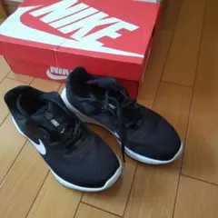 （1週間期間限定）NIKE ブラック ランニングシューズ