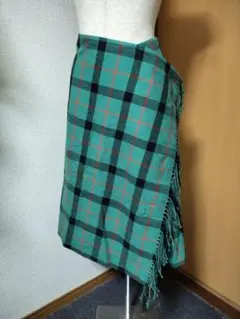 おしゃれ　ユニクロ　緑と黒のチェック フリンジ付き　ラップスカート風