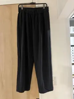 美品 UNIQLO U ユニクロ スウェットギャザーパンツ ブラック サイズL
