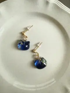 猫型レジンピアス バタフライピーカラー　小