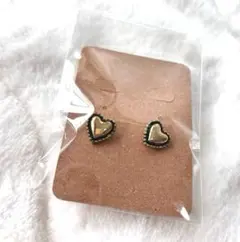 【未使用】ノーブランド ゴールドハートピアス ヴィンテージ風 キャッチタイプ