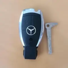 Mercedes-Benz キーレスエントリーキーのサムネイル