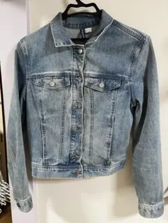H&M ライトブルーデニムジャケット