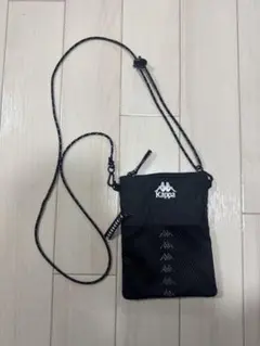 Kappa ブラック ショルダーバッグ サコッシュのサムネイル
