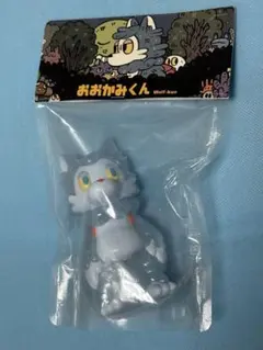 おおかみくんソフビ　モノクロカラー おおかみくんソフビ モノクロカラー - メルカリ