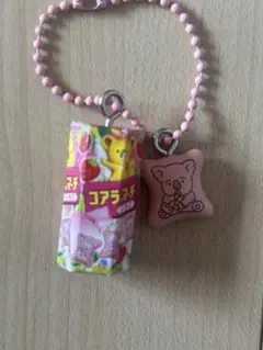 コアラのマーチ いちご チャーム