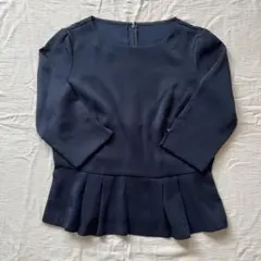 ネイビーペプラムデザイントップス