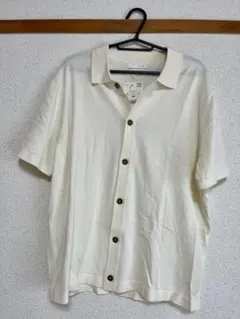 【新品•未使用】ZARA 襟付き半袖 ホワイト Lサイズ