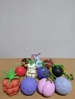 ワンピース　悪魔の実コレクションフィギュア