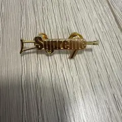 Supreme ライフル型 ピンバッジ ゴールド　シュプリームのサムネイル
