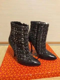 トリーバーチ　スエードブーツ　紺色　6M 23cm