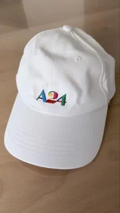 限定値下げ　美品　A24 ロゴ刺繍キャップ　白のサムネイル
