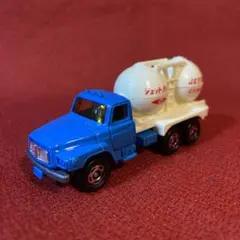 Item thumbnail for item 1db94aa7-39c9-41dd-a469-465b1daedf91