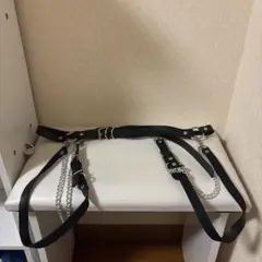 アシンメトリックデザイン ベルト ブラック