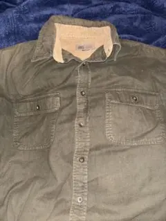 オリーブグリーン 長袖シャツ コーデュロイ襟