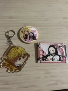 鬼滅の刃アクリルキーホルダー・缶バッジ・セット
