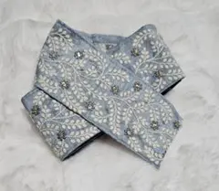 No.38【1M】インド刺繍リボン　シルク 水色小花