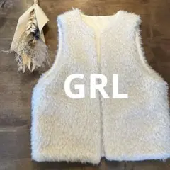 ホワイトファーベスト ノースリーブ