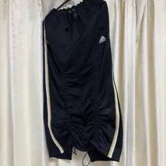 古着　adidas リメイク　スカートのサムネイル