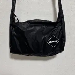 F.C.R.B. Bristol ショルダーバッグ ブラック