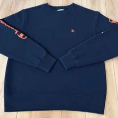 チャンピョン　Champion 袖ロゴ スウェット 黒　秋〜冬
