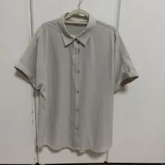 GU ドレープシャツ 半袖 ベージュ　Ｌ