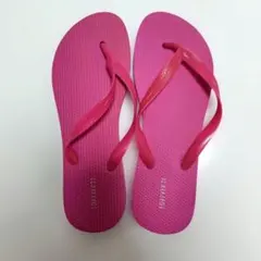 【新品】FOREVER 21 ビーチサンダル ピンクのサムネイル