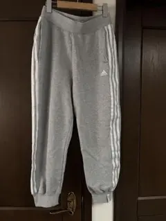 adidas ESSENTIALS PLUS ジャージパンツ グレー
