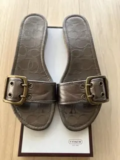 コーチ　サンダル　2回使用のみ　 サイズ7=23.5〜24センチ