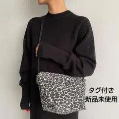 ✴︎新品タグ付き✴︎エルベシャプリエ ビッグポシェット  ブラック レビュー】エルベのビッグポシェット（グリーンレーベル別注）。価格