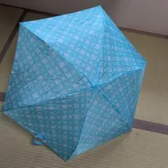 ライトブルー 幾何学模様 折りたたみ傘のサムネイル
