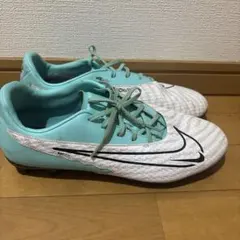 Nike Phantom サッカーシューズ ホワイト/アクア