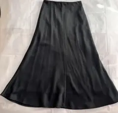 【Mila Owen】バイアスサテンナロースカート