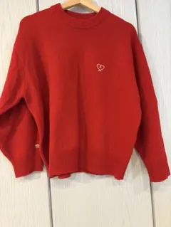 ハート刺繍 レッドニットセーターLL