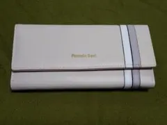 新品 レザー調 大容量長財布のサムネイル