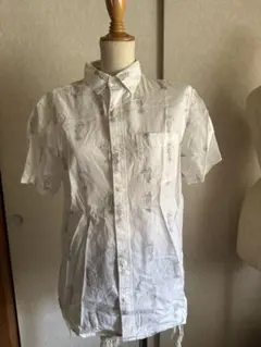 OLD NAVY タツノオトシゴ柄 半袖シャツ Sサイズのサムネイル