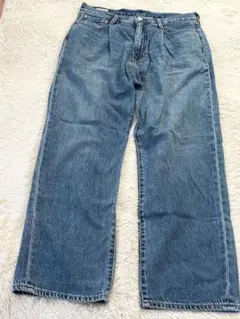 Levi's ストレートデニム