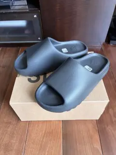 アディダス　YEEZY SLIDE adidas イージースライド　27.5cm