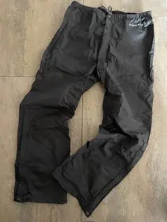 モンベル　ナイロンパンツ　Mサイズ