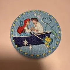 ディズニー刺繍缶バッチ　アリエル